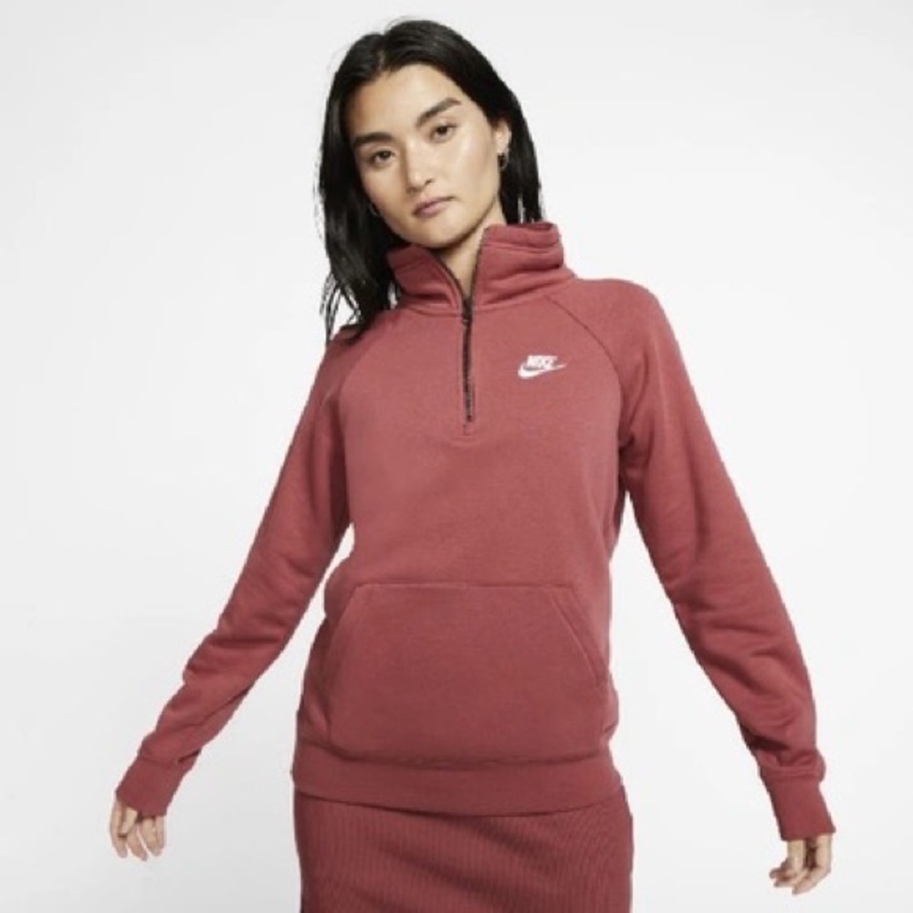 Nike Sportswear Essential Women’s 1/4 Zip Fleece Top in Cedar/White